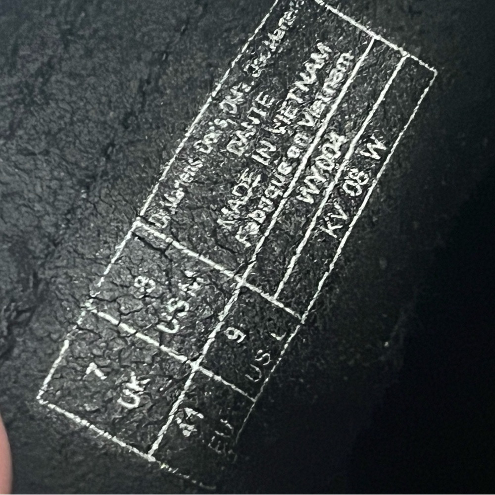 Dr. Martens Men's Black Leather Sneakers - Picture 5 of 6